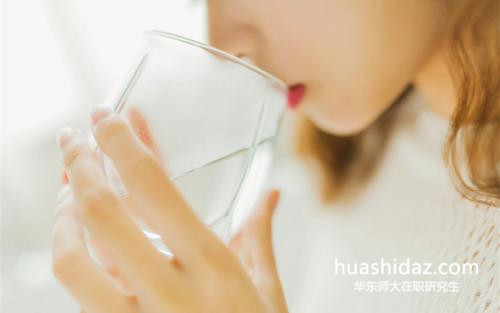 華東師范大學在職研究生報名容易嗎?